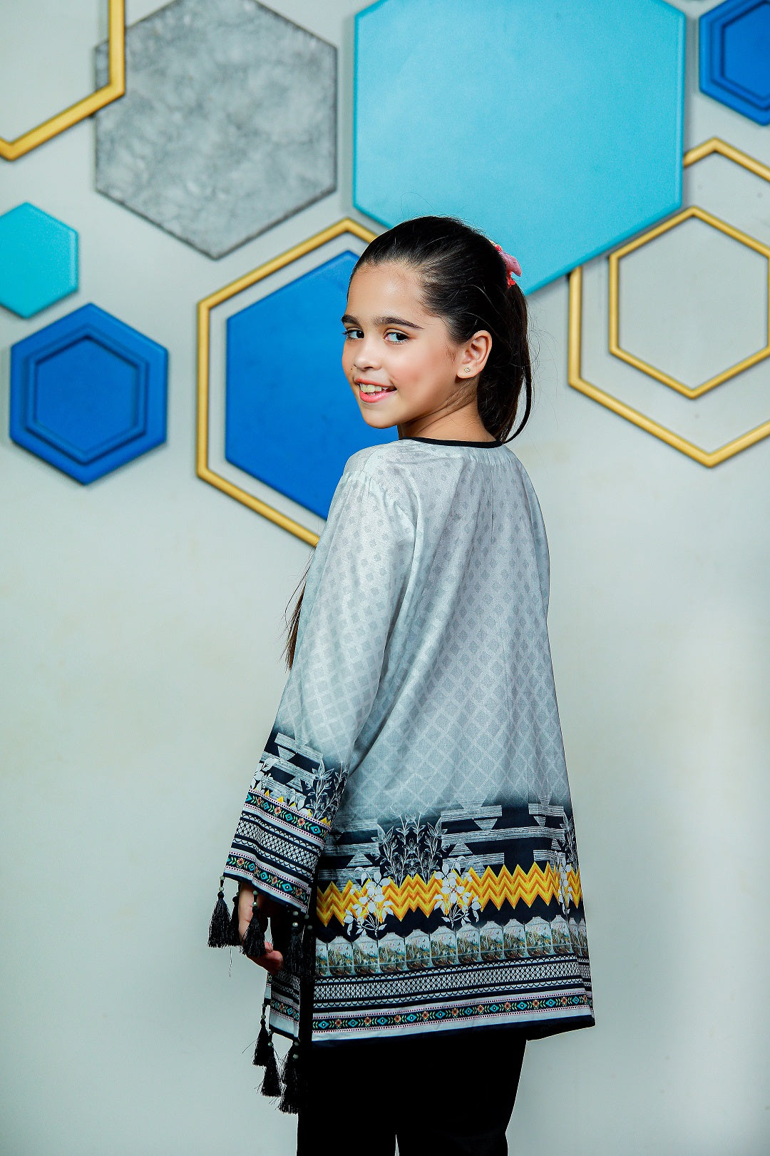 PRKT-033 Digital Printed Lawn Embroidered Shirt & Cotton Trouser