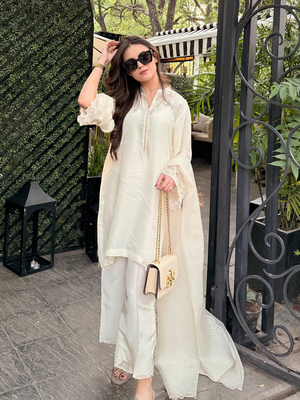 Zaman By MNM Stitched 3 Piece Ramen Silk Collection'2025-Pearl