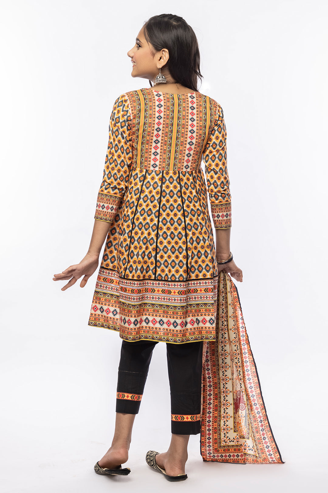 3PCS Digital Printed Lawn Shirt, Dupatta & Cotton Trouser SKU: SFRK-001