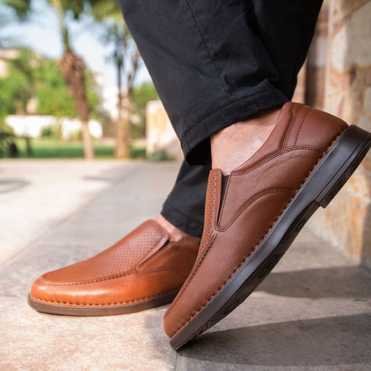 Turkish-built Symmetrical Polka-dot Real Leather Shoes in Bright Brown