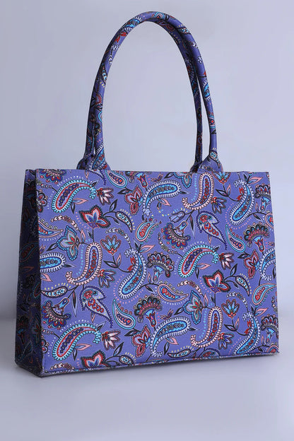 Stylish everyday canvas bag