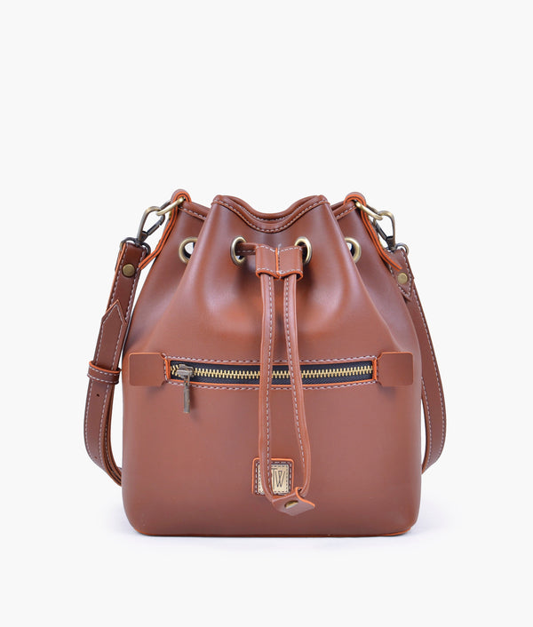 RTW Creation - Brown bucket bag with zipper pocket