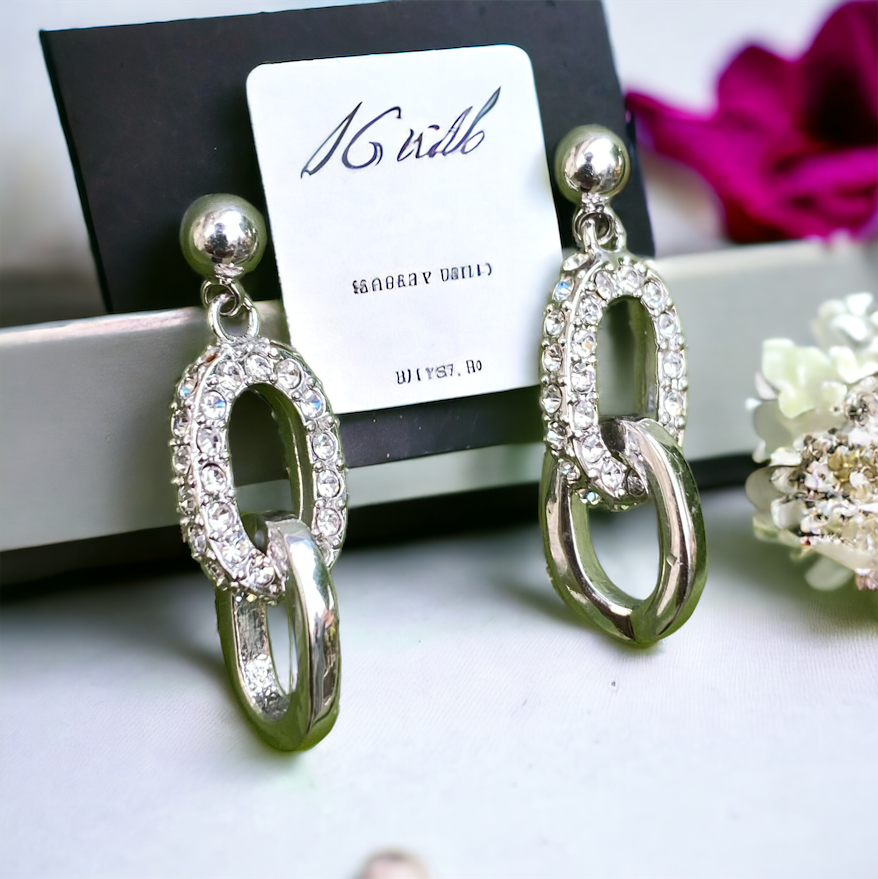 Buy Finesse Earings 019 in Pakistan