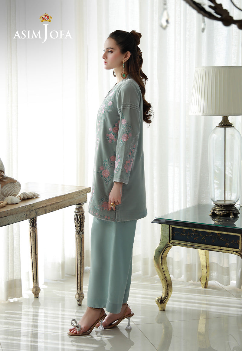 AJVG-07 EMBROIDERED VELVET STITCHED 2PC