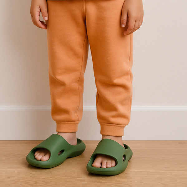 Cotton Clouds (Dark Green)