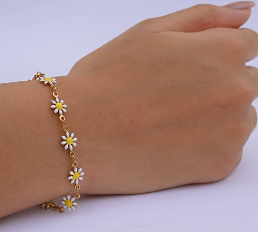 Wildflower White Bracelet
