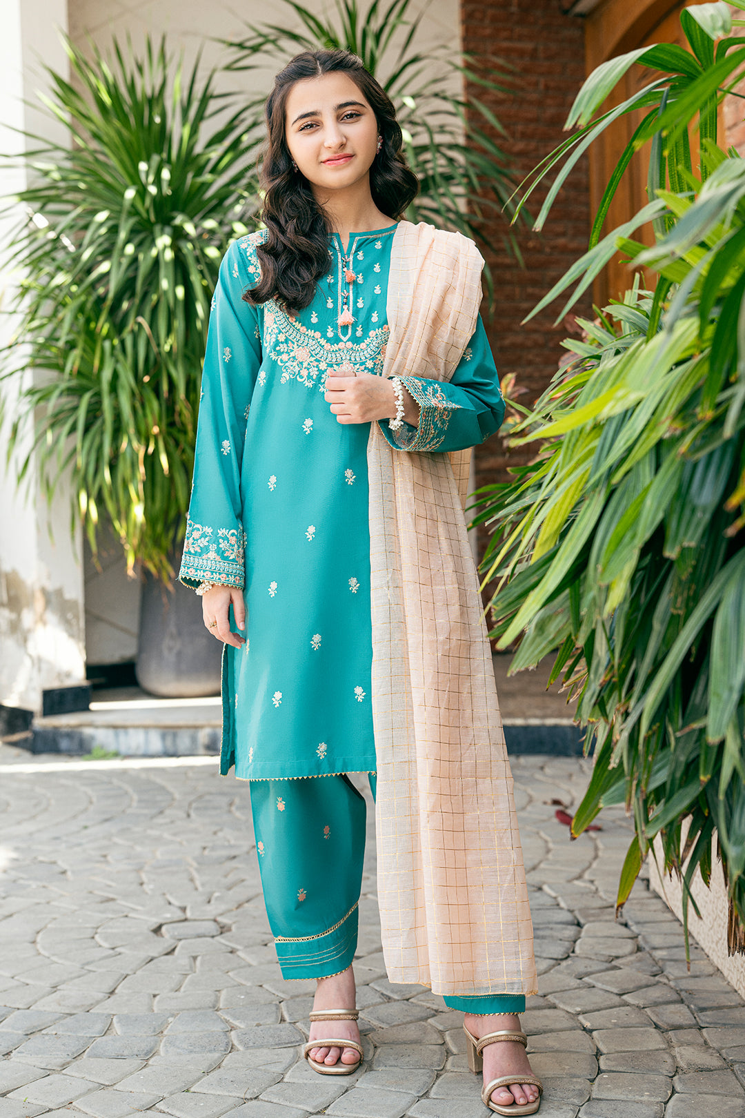 Cotton Lawn Fabric EMBROIDERED SHIRT AND SHALWAR TABEL PRINT 3 PCS SUIT SKU:  TSFC-027