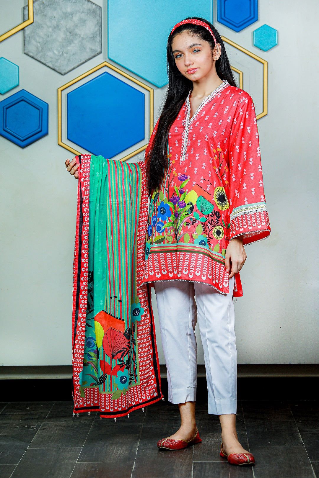 3PCS-066 Digital Printed Lawn Shirt, Dupatta & Cotton Trouser