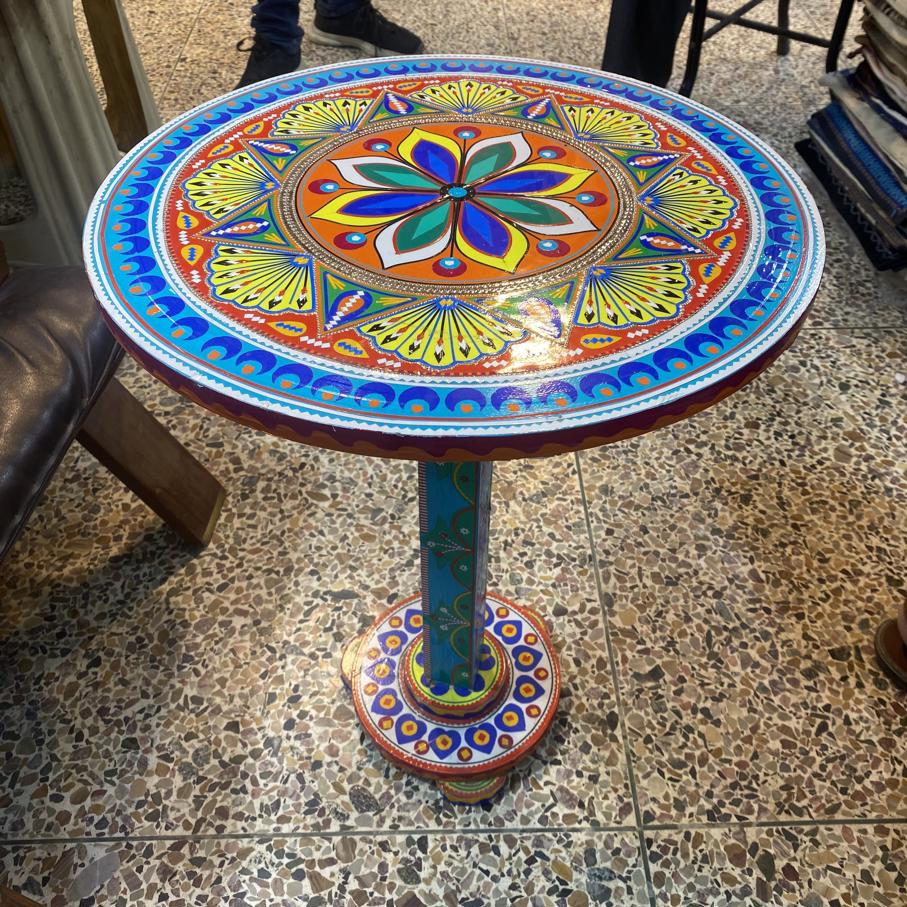 Naqshi Chamakpatti Art Table