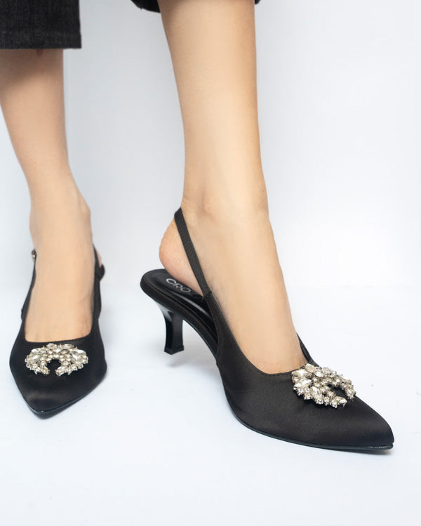 LILY Pointed Heels with Brooch_black