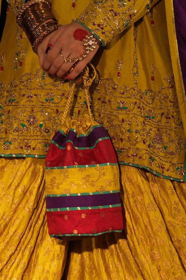 Bridal Pouch By Zaaviay Stitched Kasturi Pouch