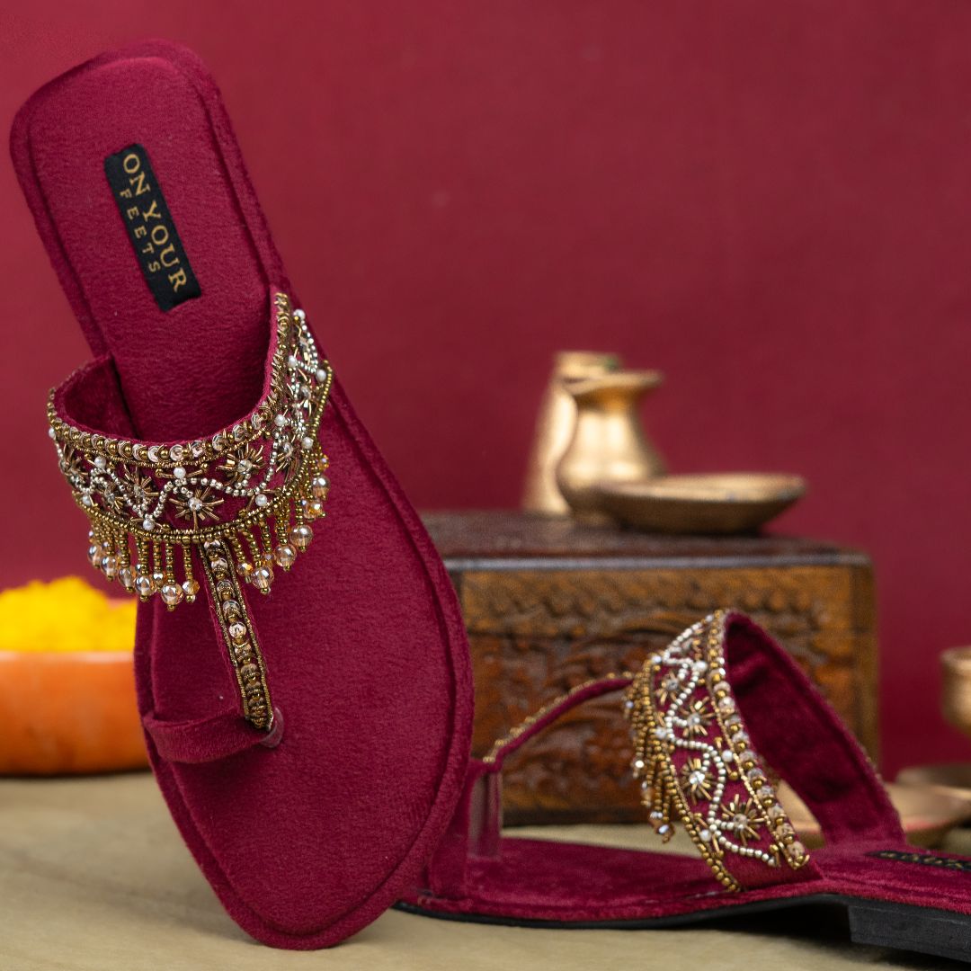 GULNAR KHOLAPURI