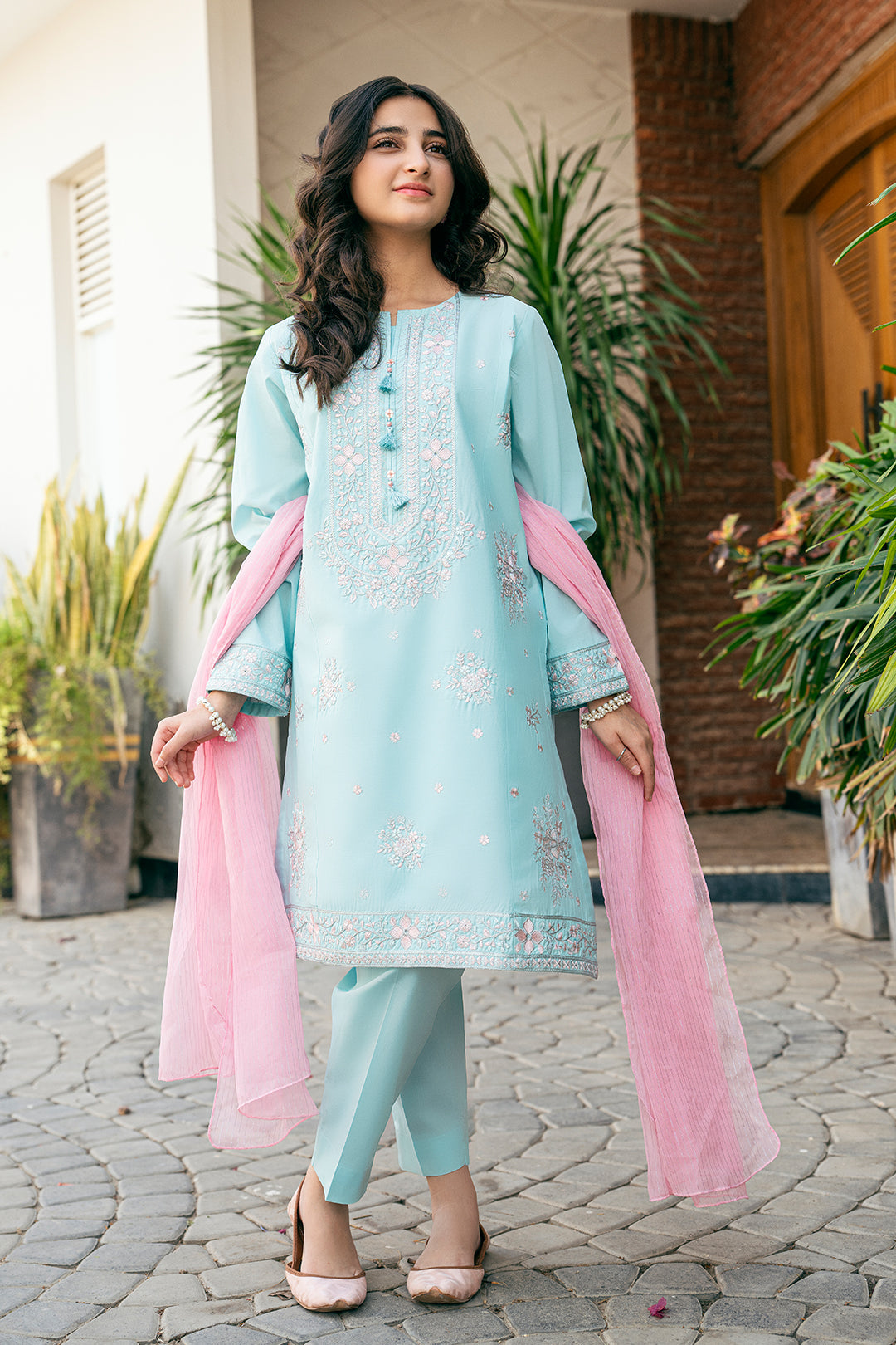 Cotton Lawn Fabric EMBROIDERED 3 PCS SUIT SKU: : TSFC-004