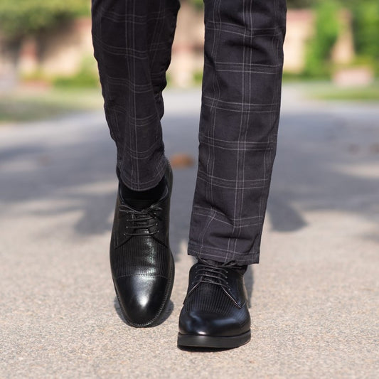 Men’s Turkish-made Real Leather Shoes in Bold Black