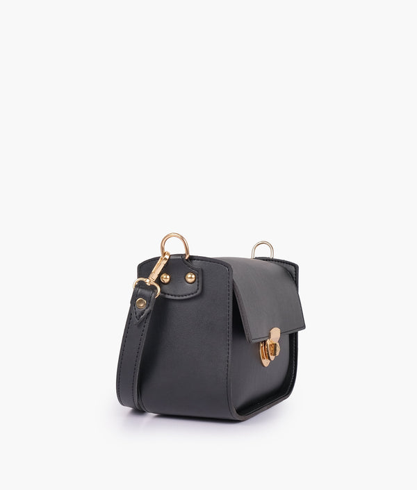 RTW Creation - Black saddle bag with twist lock