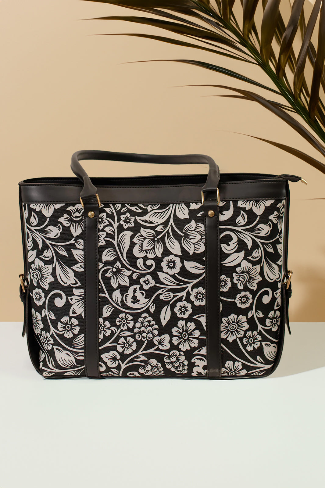 Buy Everyday Use Canvas Strap Bag in Pakistan