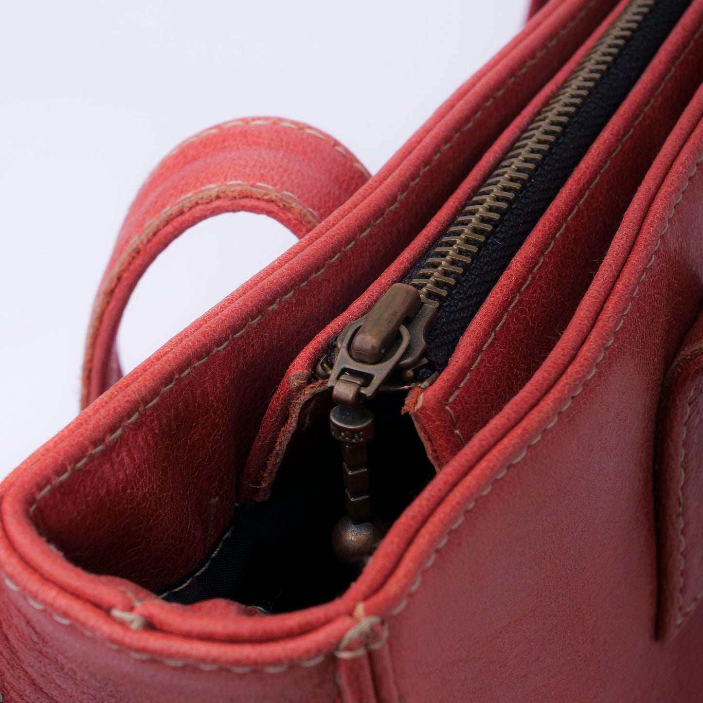 Everyday Women's Leather Zipper Tote Bag-Candy Red