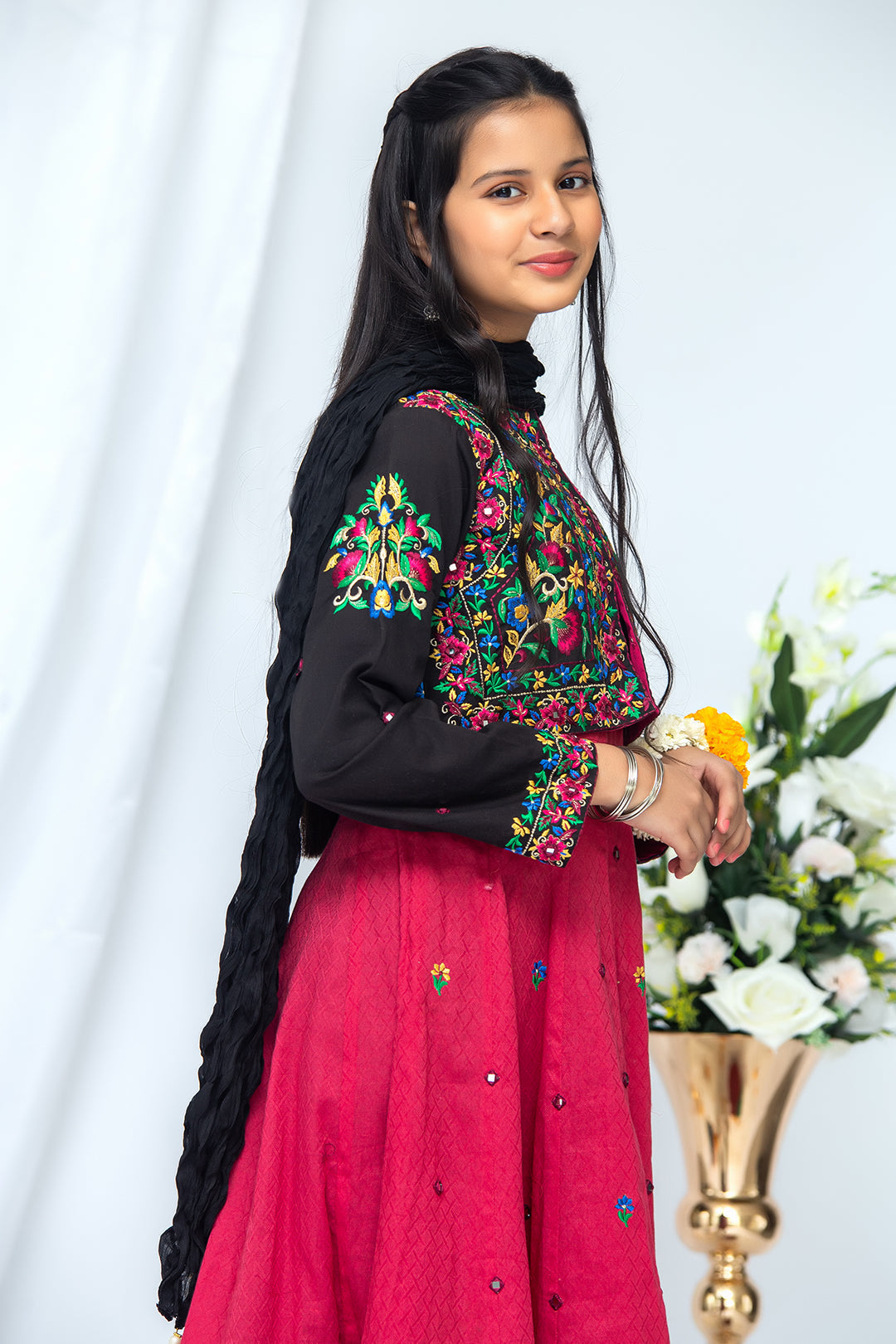 3PCS Jacquard Suit Shirt, Dupatta & Cotton Trouser SKU: EMB-039
