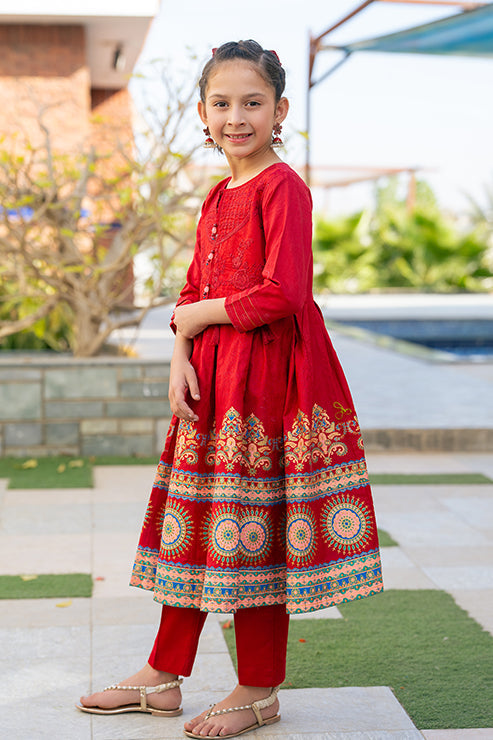SFC-182, Embroidered Shirt And Table Print Pannles With The Pair Of Stright Trouser