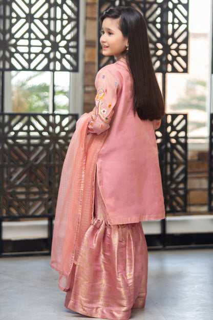 RTWFDS-002, 3pc Suit with Embroidery and Organza Dupatta