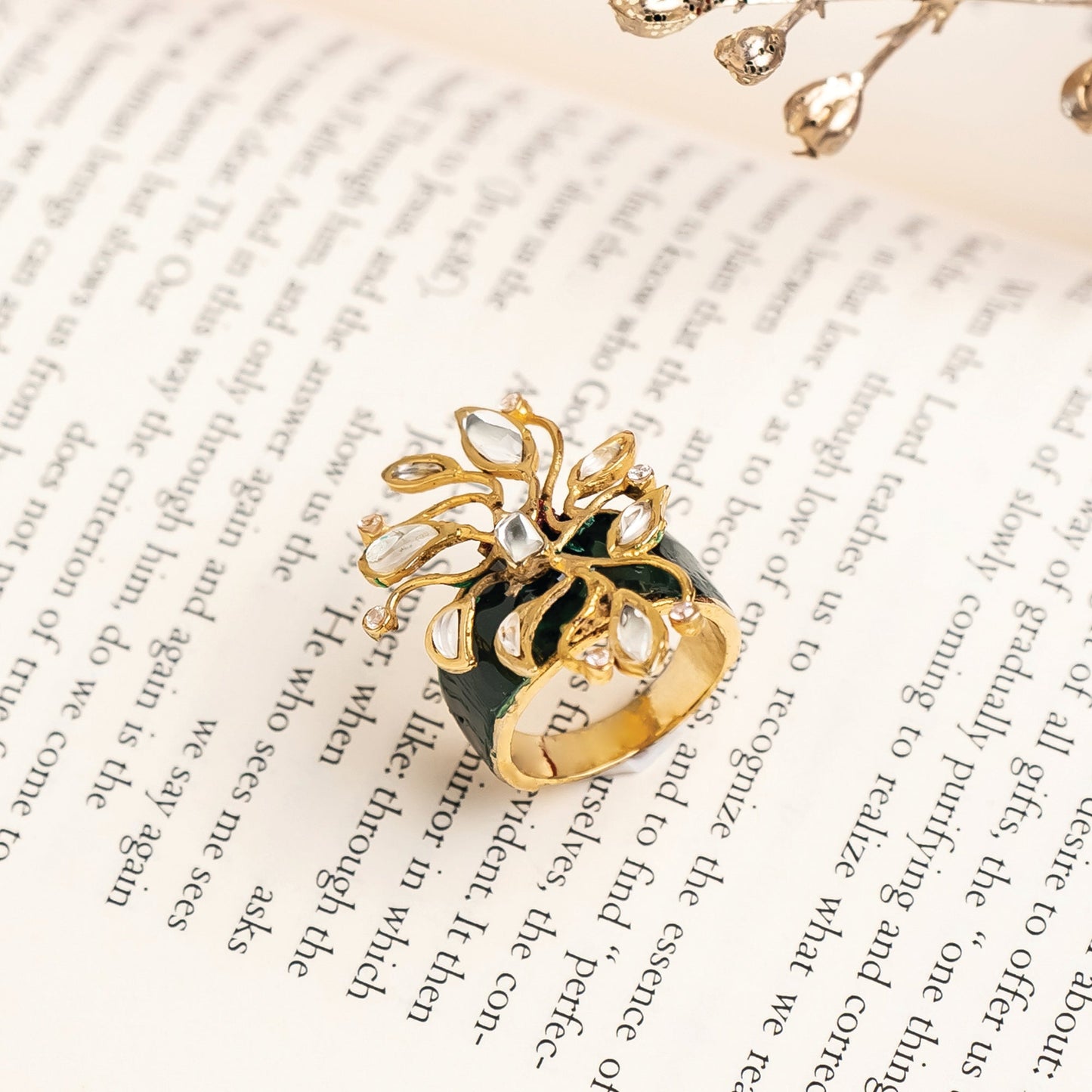 Allure Ring
