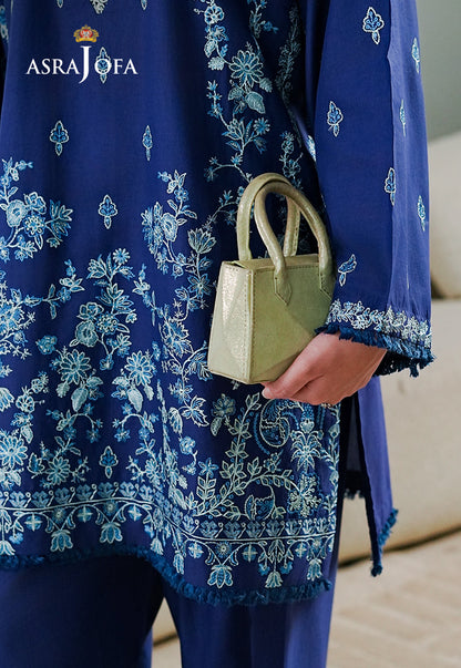 Asra Jofa ASAE-06 close-up of royal blue cambric kurta with dense teal and silver floral embroidery and fringe hem border detail