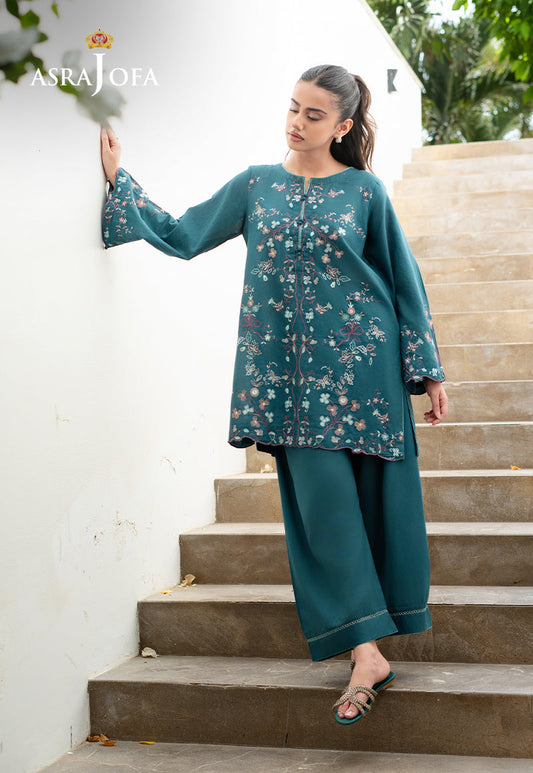 Asra Jofa ASAE-02 teal green floral embroidered cambric kurta with wide-leg salwar – full length front view