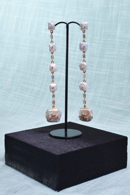 A La Mode Earrings
