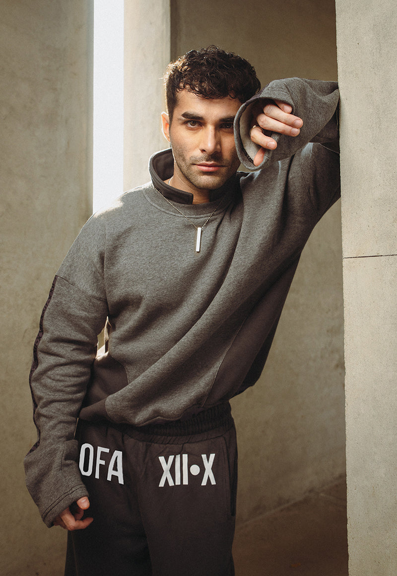 AJWPT-01 UNISEX COLLARED SWEATSHIRT 1 PC
