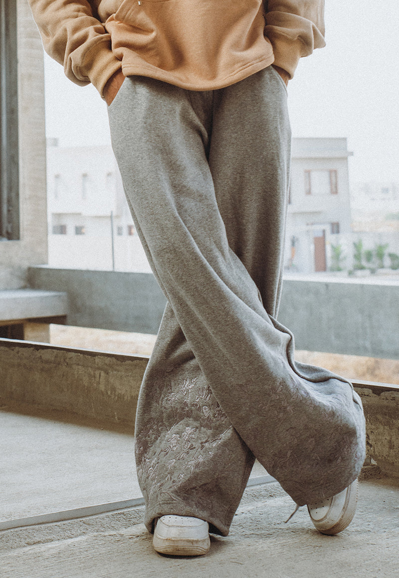 AJWPB-05 UNISEX WIDE LEG EMBROIDERED SWEATPANTS 1 PC