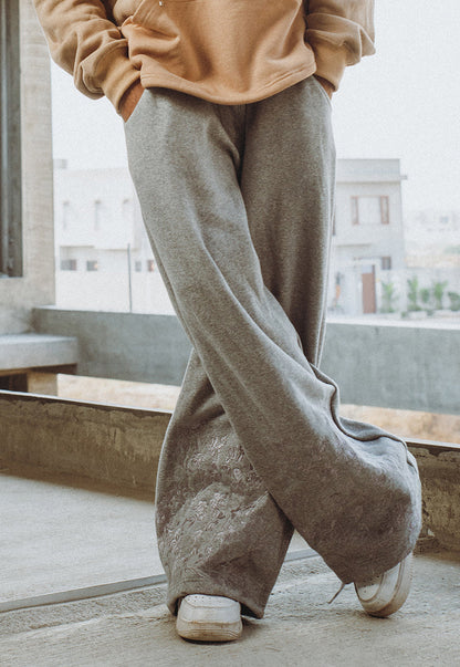 AJWPB-05 UNISEX WIDE LEG EMBROIDERED SWEATPANTS 1 PC