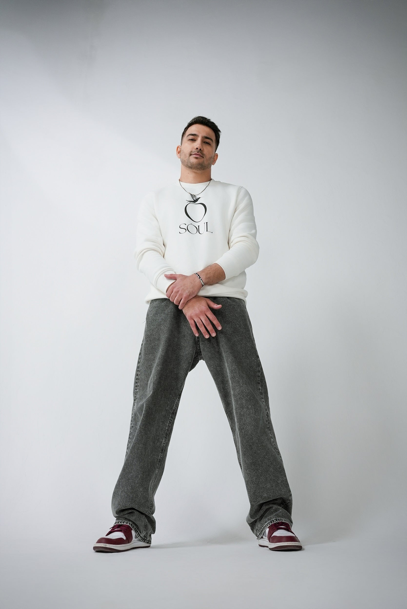 sweat-shirt-white_4.jpg