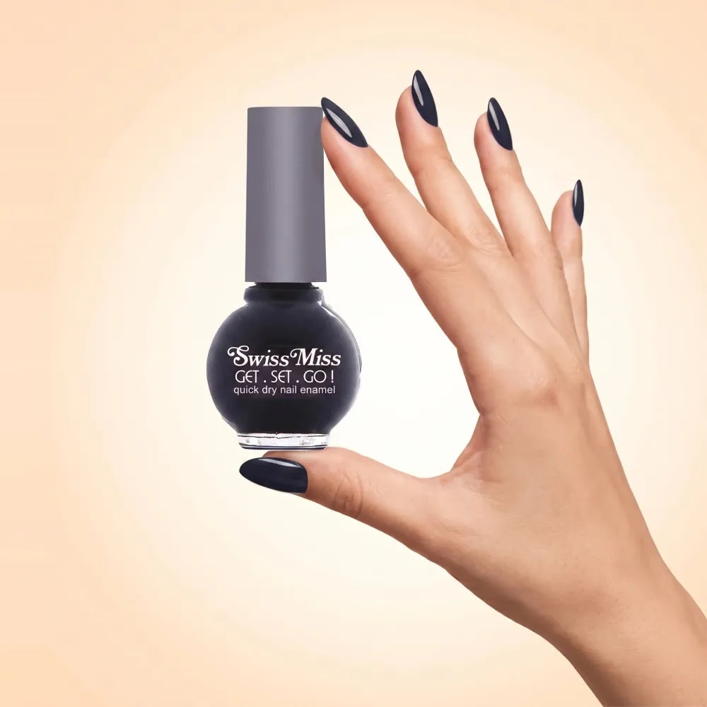 nail-enamel-black-294