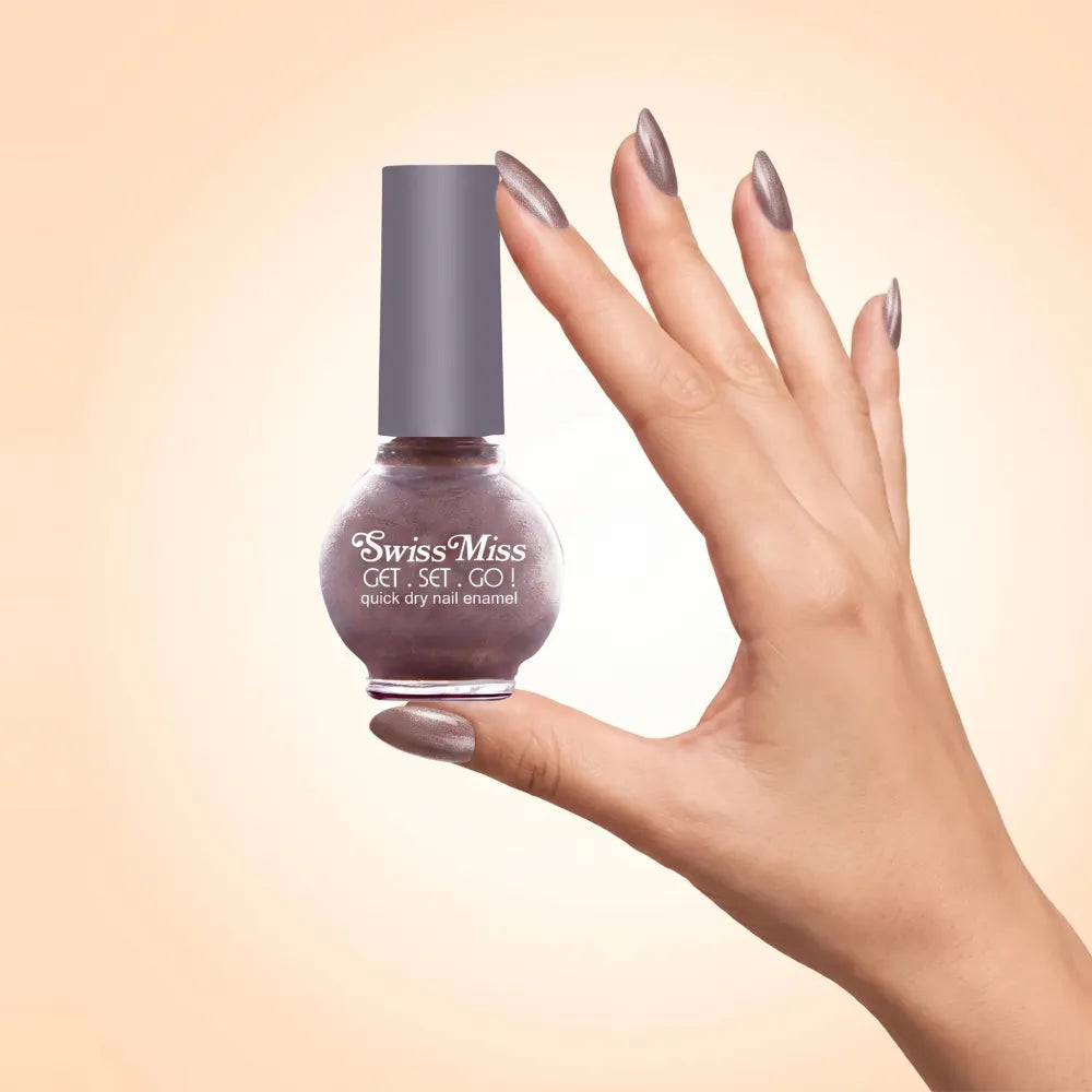 nail-enamel-maple-sugar-831