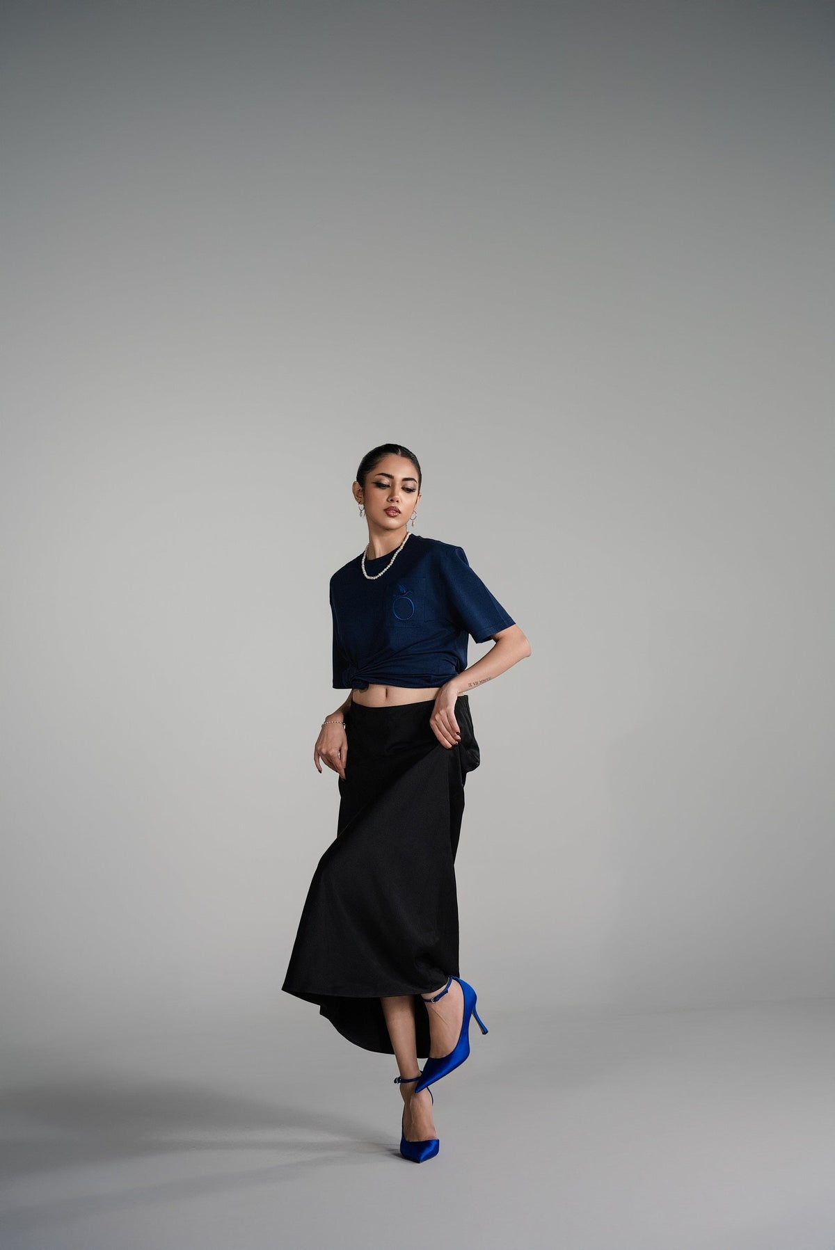 t-shirt-blue_2.jpg