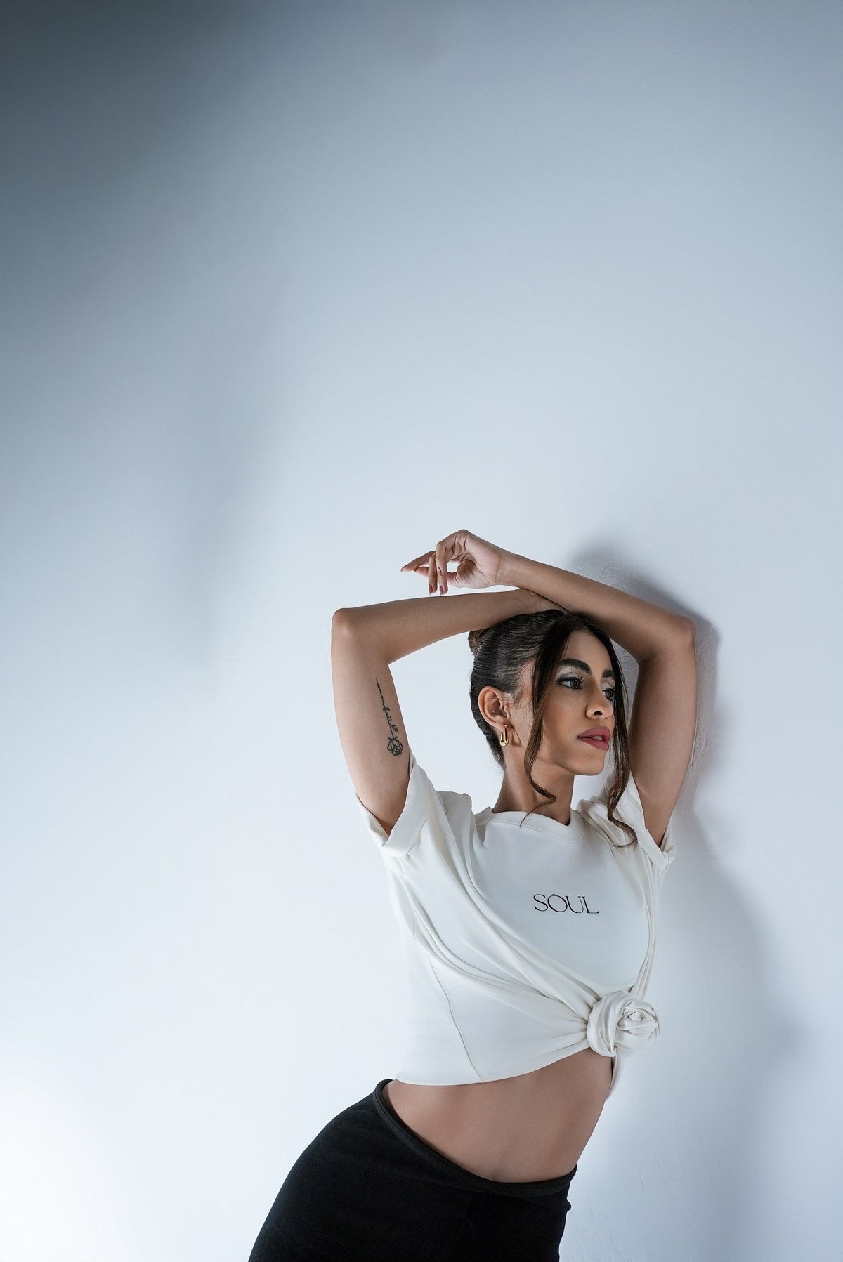 t-shirt-white_4.jpg