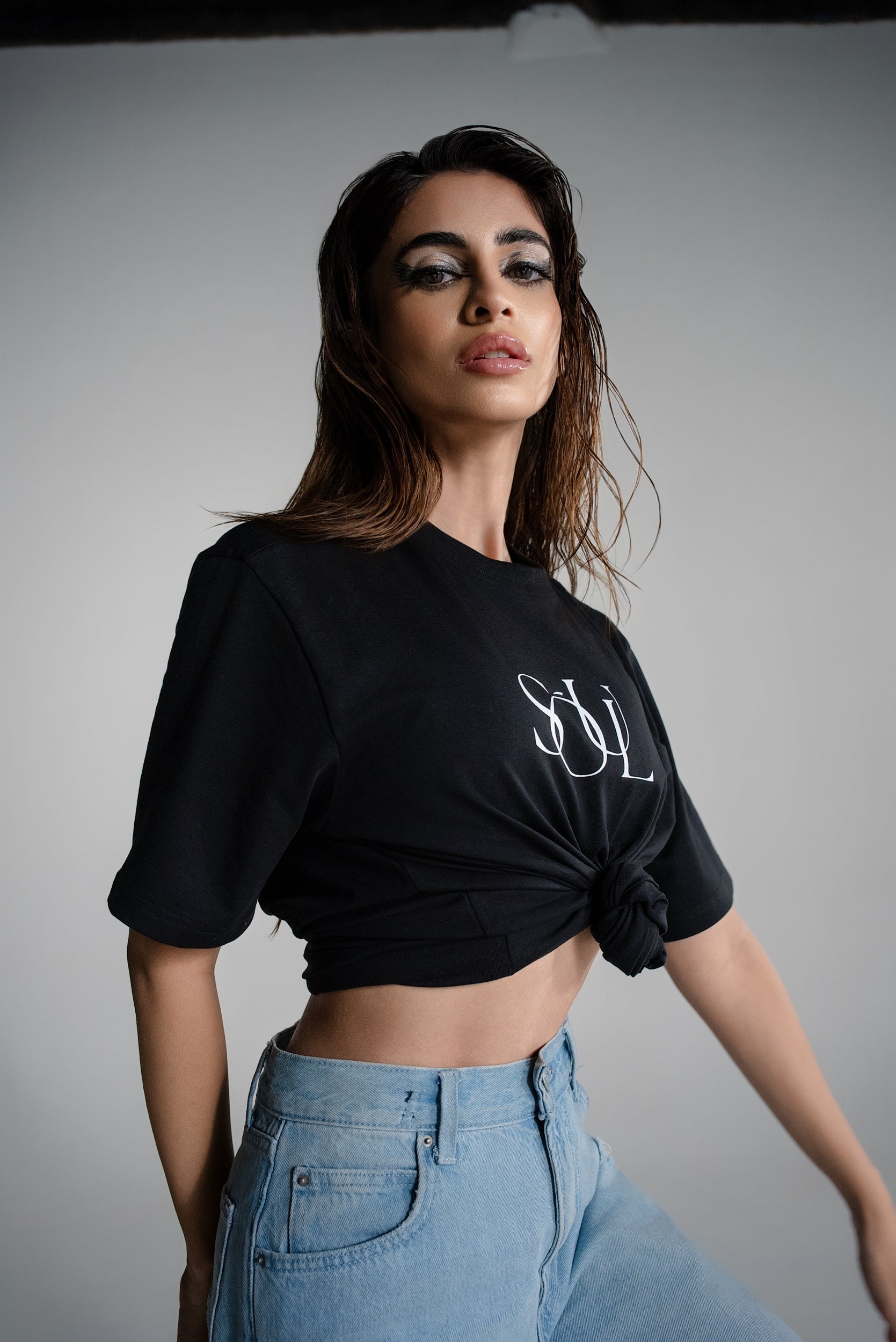 t-shirt-black_2.jpg