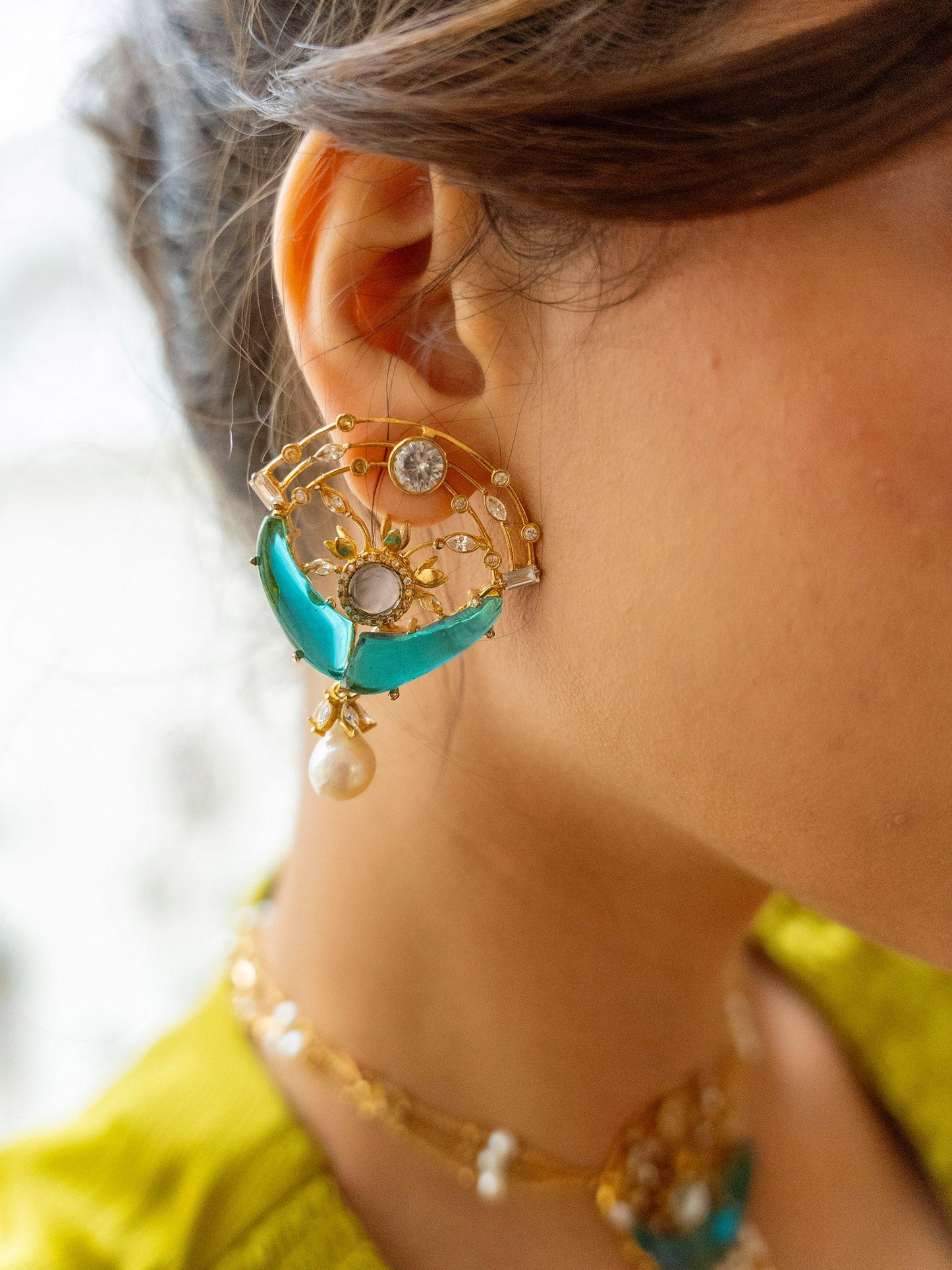 Tealing Glit Earrings