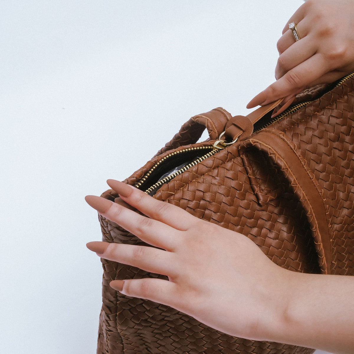 Handmade Woven Original Leather Bag With Zipper-Tan Brown