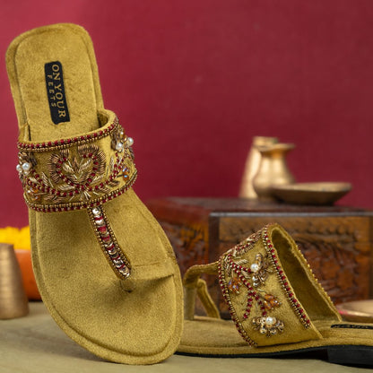 Noor-e-Zar Kolhapuri
