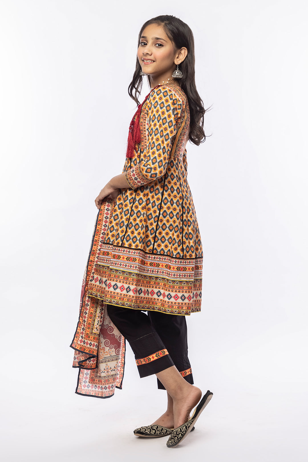 3PCS Digital Printed Lawn Shirt, Dupatta & Cotton Trouser SKU: SFRK-001