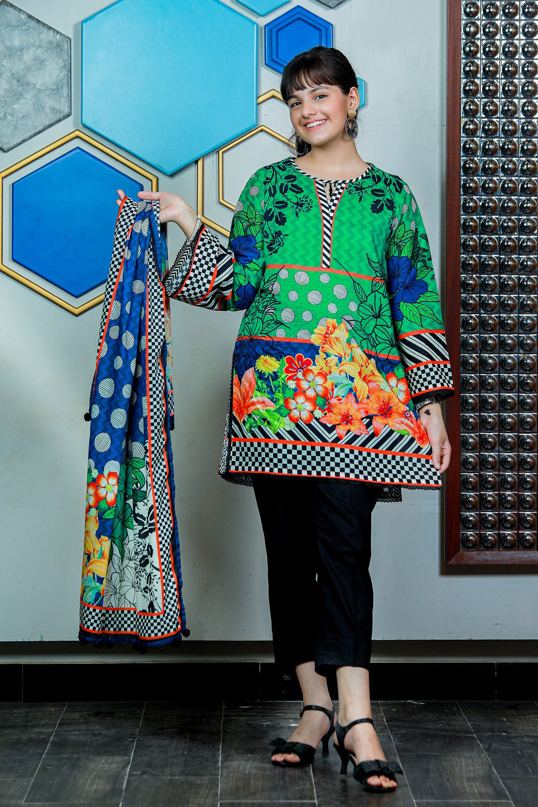 3PCS-072 Digital Printed Lawn Shirt, Dupatta & Cotton Trouser