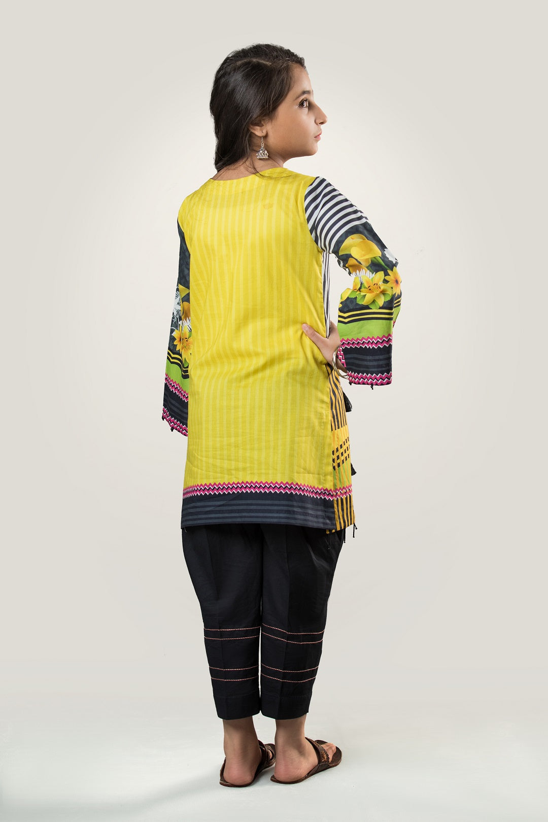PRK-001 Digital Printed Lawn Kurti
