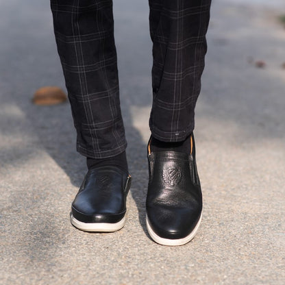 Men’s Turkiye-built Leather Shoes in Bold Black Color