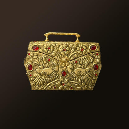 HAND BAGS GOLDEN
