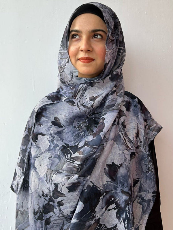 Printed Modal Monochrome Bloom