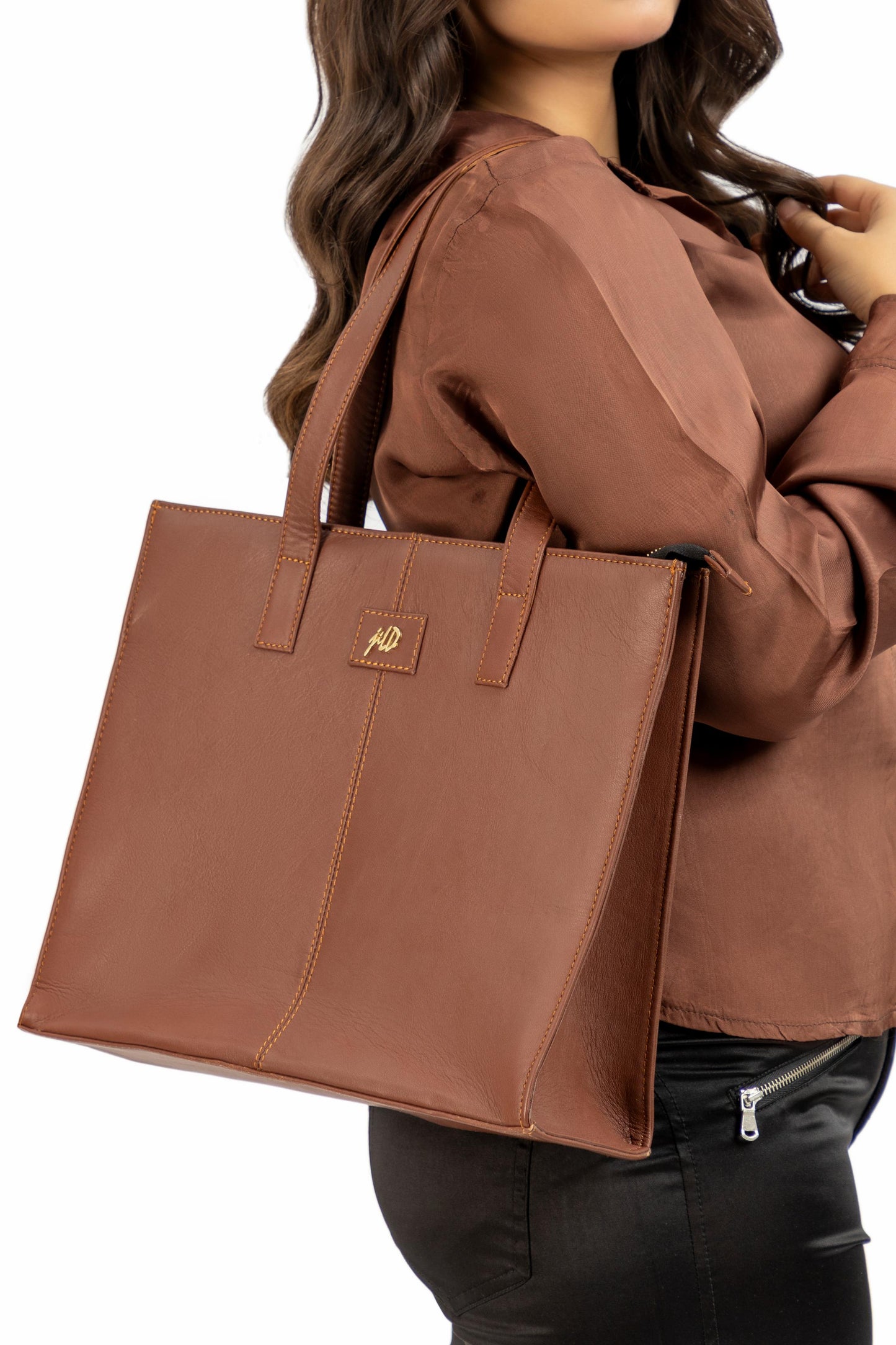 Everyday Women's Leather Zipper Tote Bag-Tan Brown