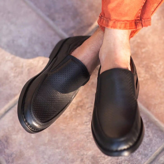 Turkish Classic Dotted Design Leather Shoes In Black