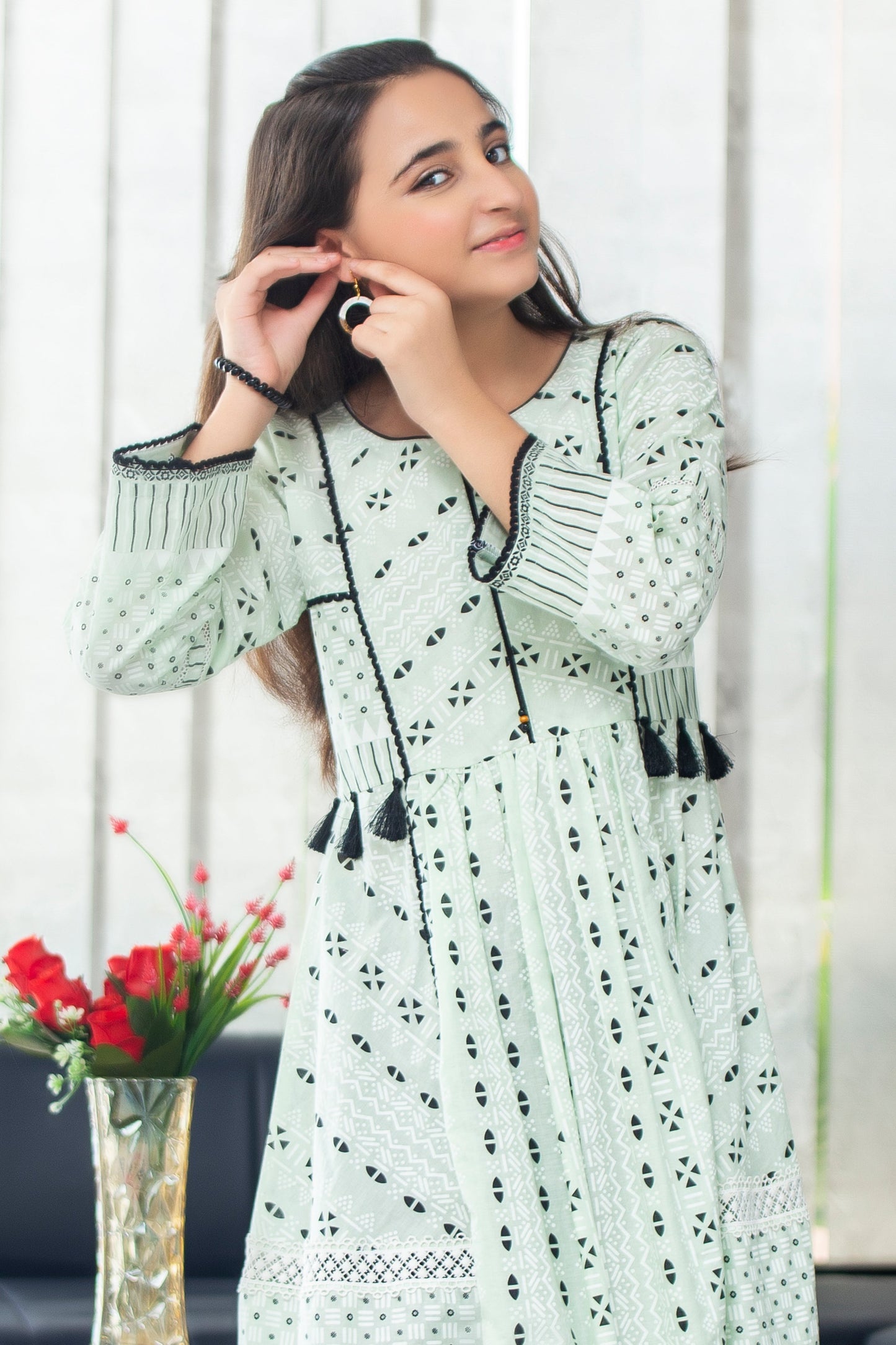 2PCSFRK-043, Mint green cotton lawn 2 pc dress with comination of black lace