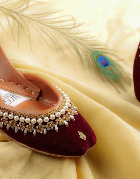 Lusture Pearl Ensemble - Maroon Velvet